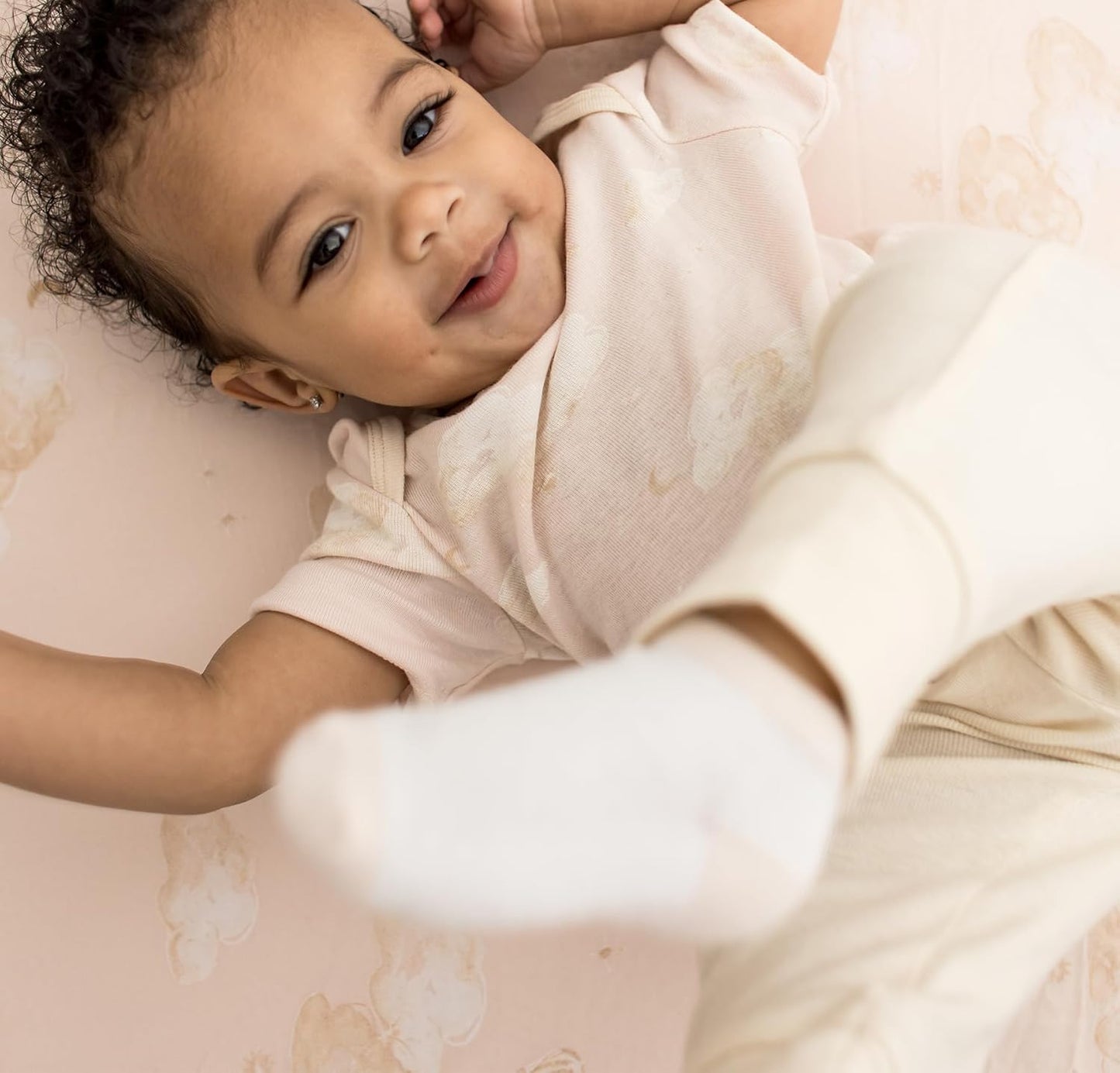 Unisex Baby 6-Piece Bodysuit and Pant Set, 100% Organic Cotton Infant Outfit Baby Essentials