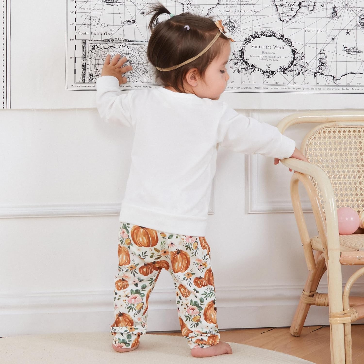 Baby Girl Winter Clothes Pumpkin Crewneck Sweatshirts Flower Sweatpants Headband Toddler Fall Halloween Outfits